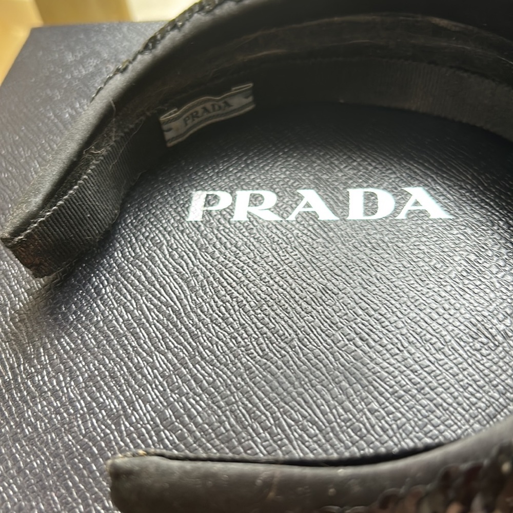 Authentic Prada sequin headband in great condition. - Picture 3 of 4